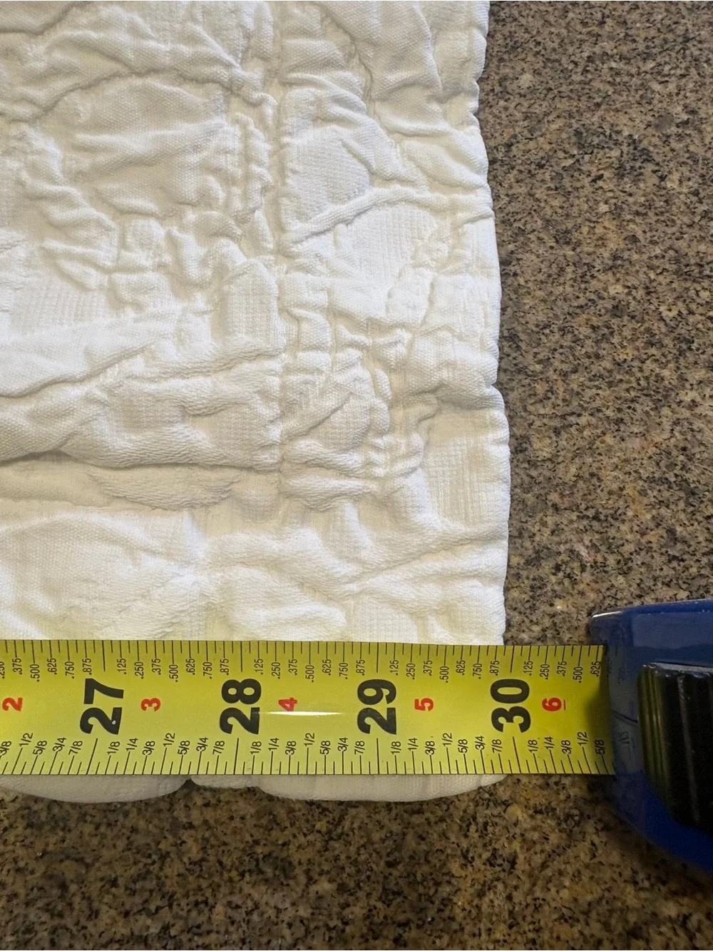 White Pottery Barn Queen Duvet, 2 Shams + Euro Sham. Beautiful!